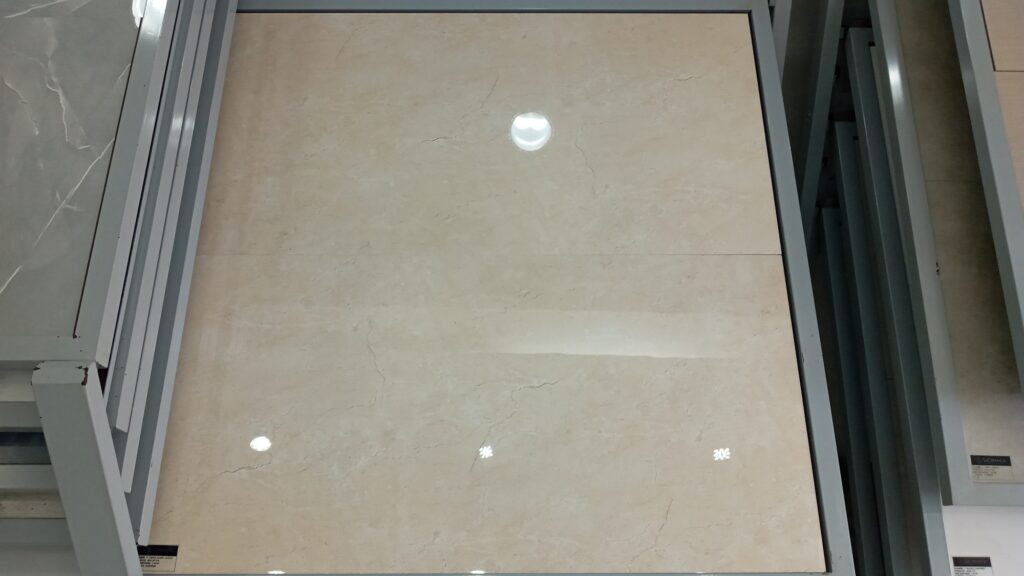 P. CREMA MARFIL GLOSSY 60X1,20 1RA MED: 1,44 – Suceramica.com